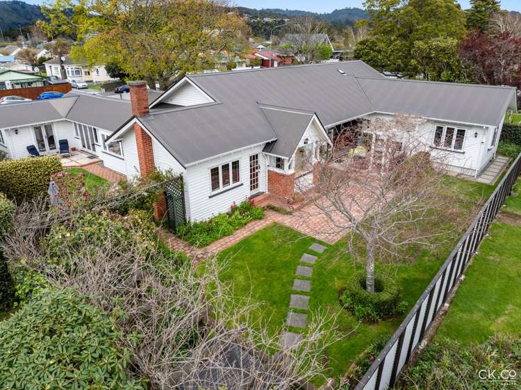 411 Fergusson Drive Heretaunga_28