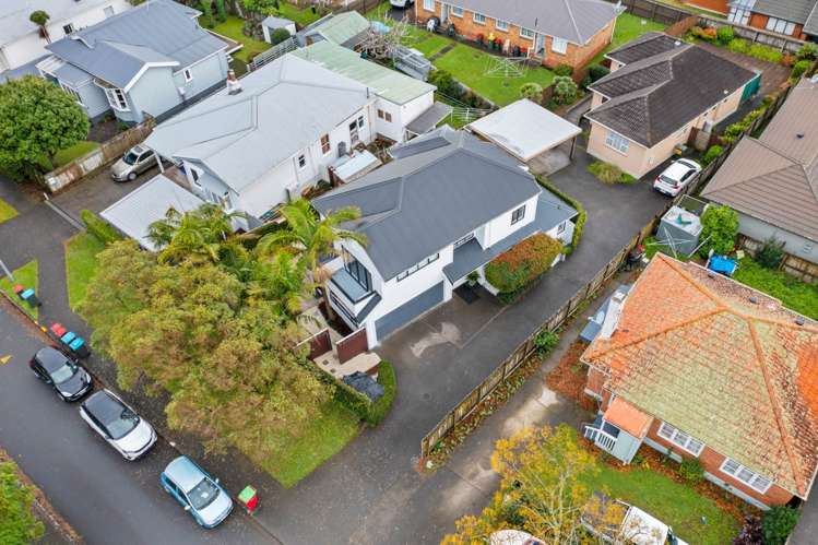 16 Kiwitea Street Sandringham_29