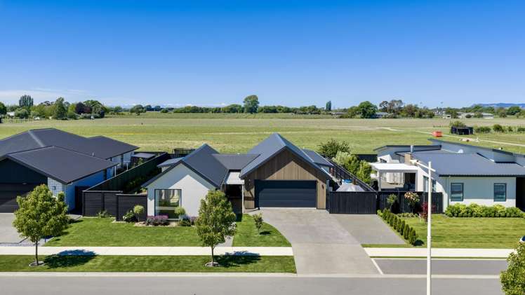 6 Whitehall Drive Springlands_21