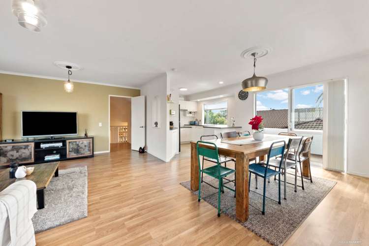 2/62 Whiting Grove West Harbour_9