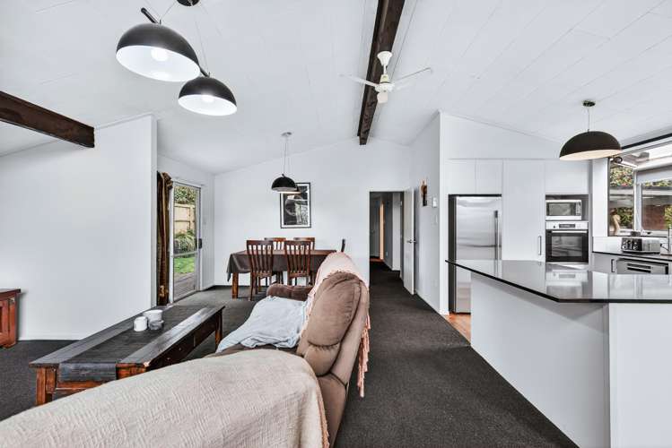 84 Hinemoa Avenue Taupo_8