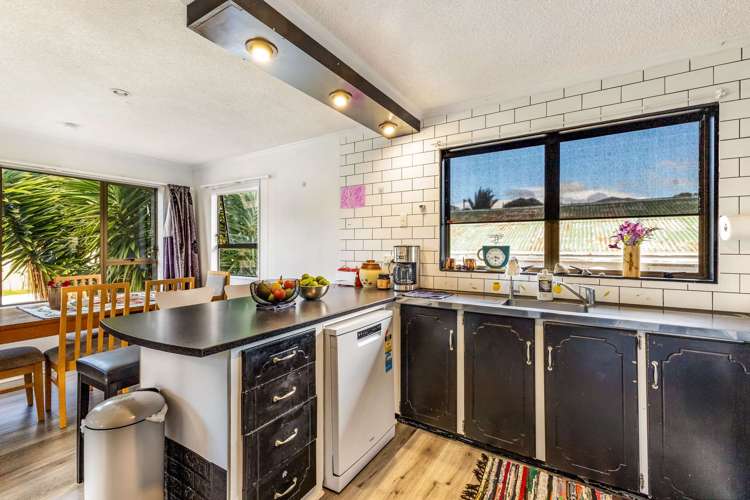 84 Pioneer Road_2