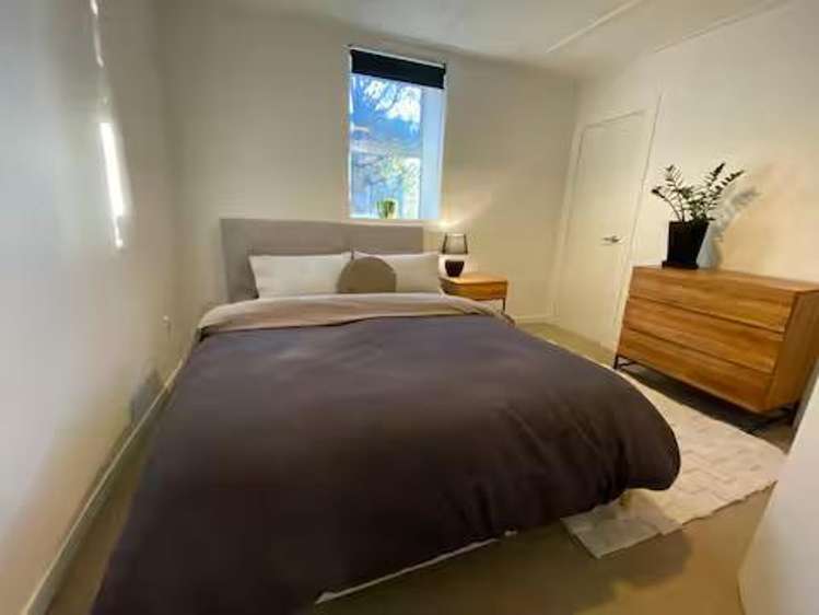 4 Outlook Road Greenhithe_13
