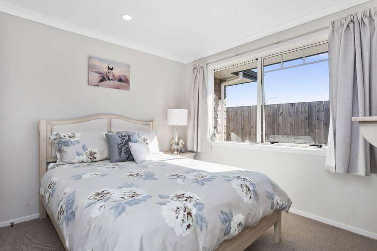 2 Tulip Drive Cambridge_11