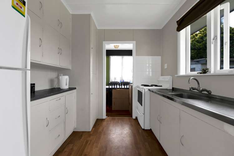 53 Parris Street Waitara_4