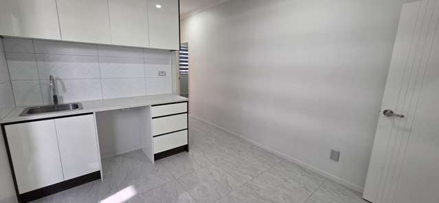 7A Ballyliffin Drive Flat Bush_4