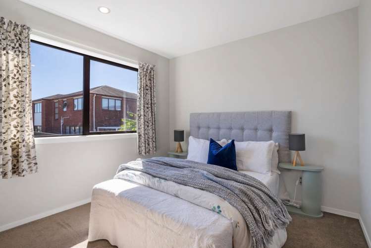 6 Kerrykeel Drive Flat Bush_17