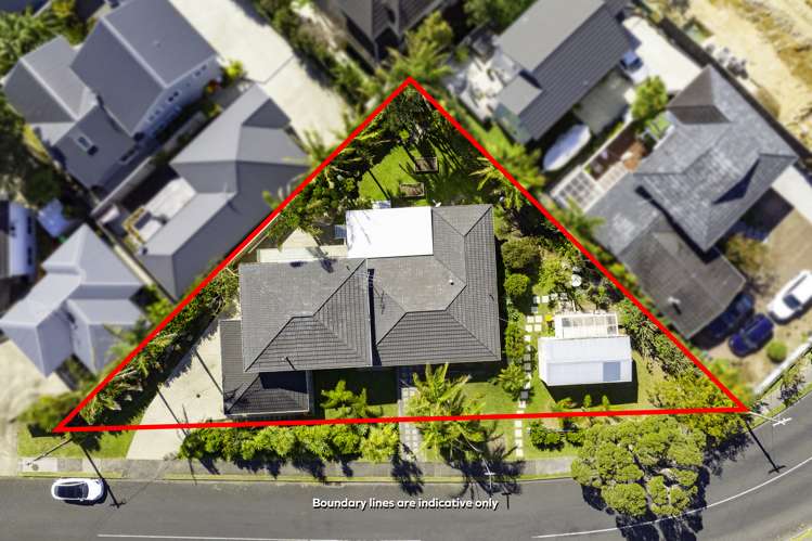 25 County Road Torbay_32