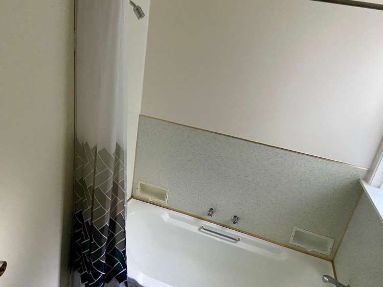 20A Wilfred Street Tawa_10