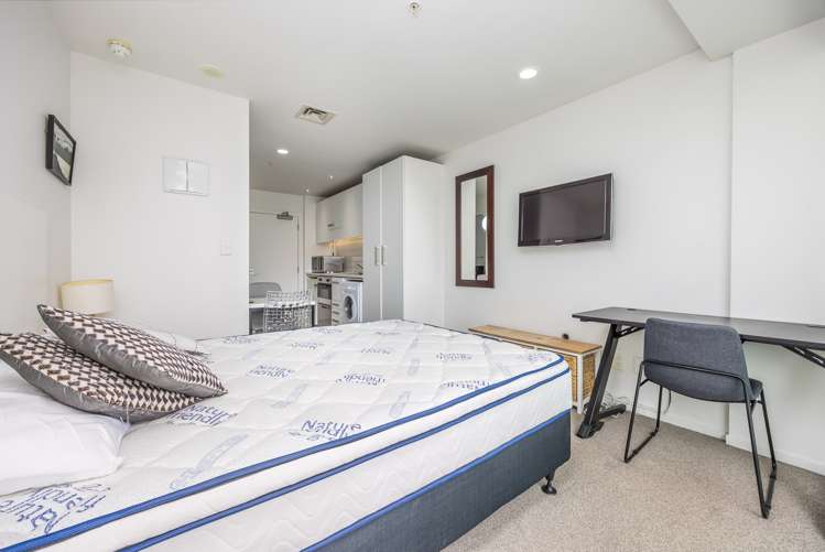 1013/10 Waterloo Quadrant Auckland Central_10