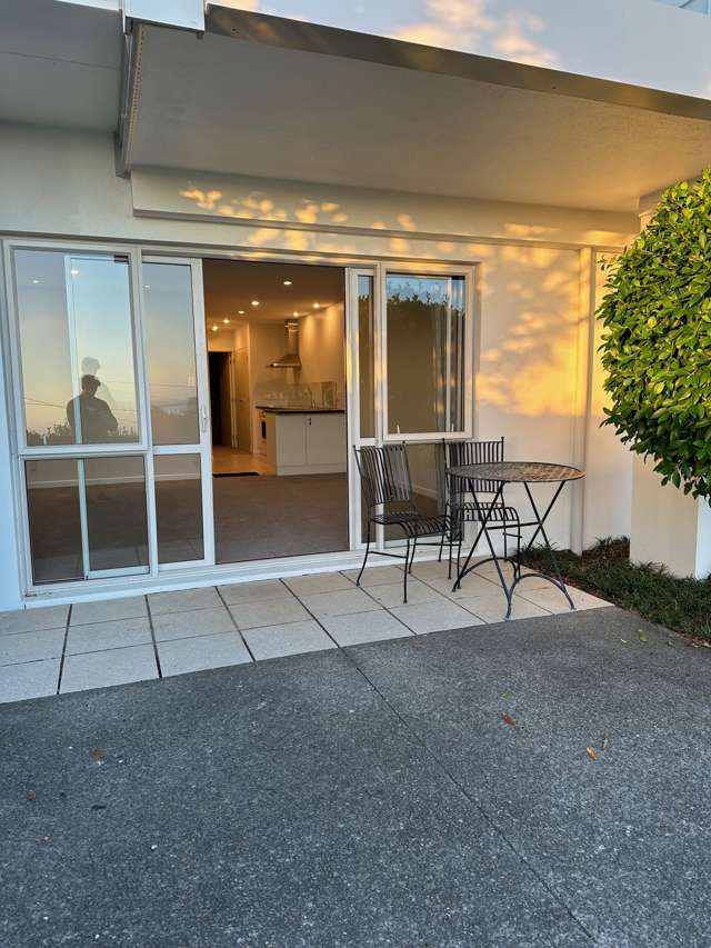 78A Churchill Road Murrays Bay North Shore City Houses for Rent