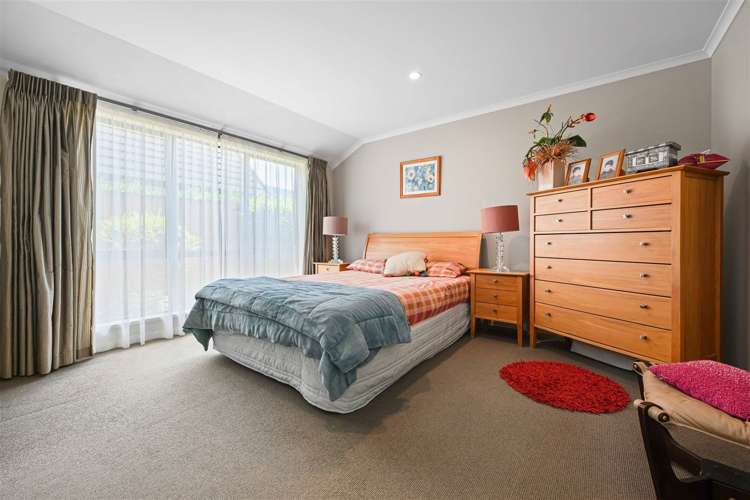 12 Rosewood Court Huntington_13