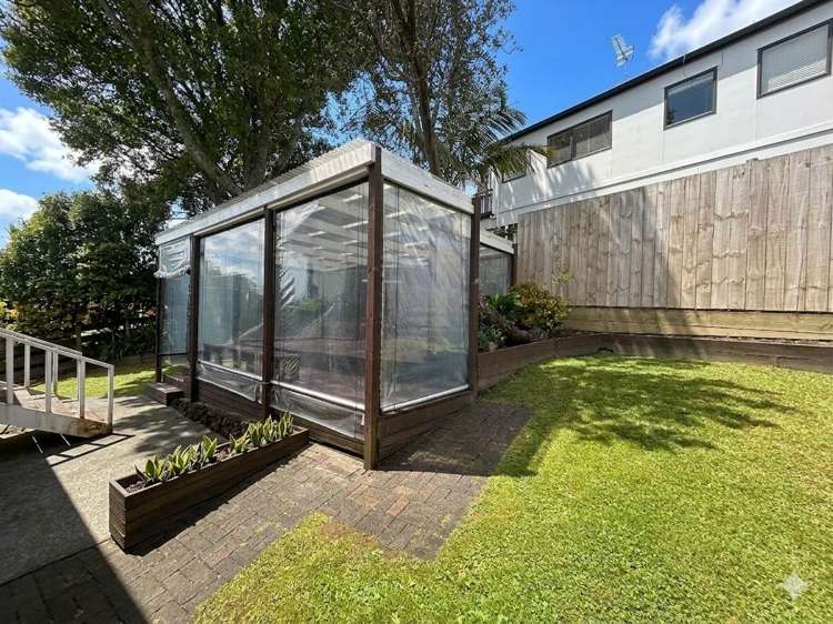 21A Galaxy Drive Mairangi Bay_15