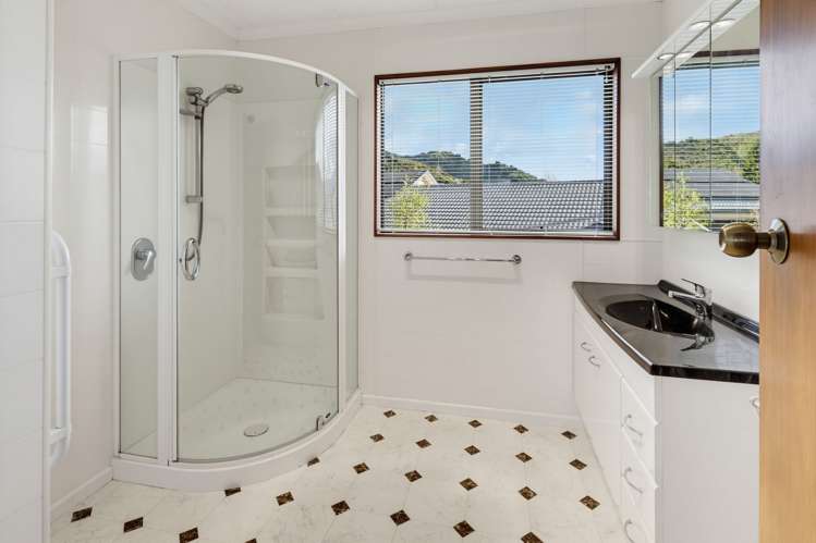 296 Waikawa Road Picton_17