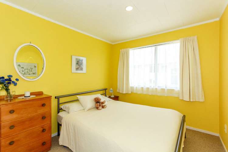 8 Hobart Drive Spotswood_5