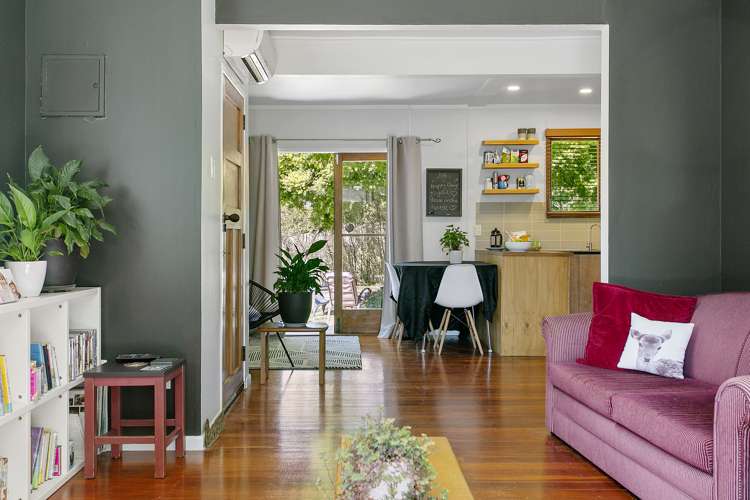 27 Hinemoa Avenue Taupo_11