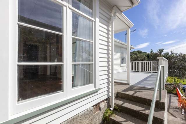 116 Wellington Road Paekakariki_4