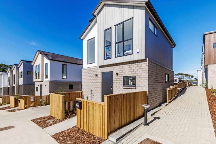 140b Tiriwa Drive Massey_5