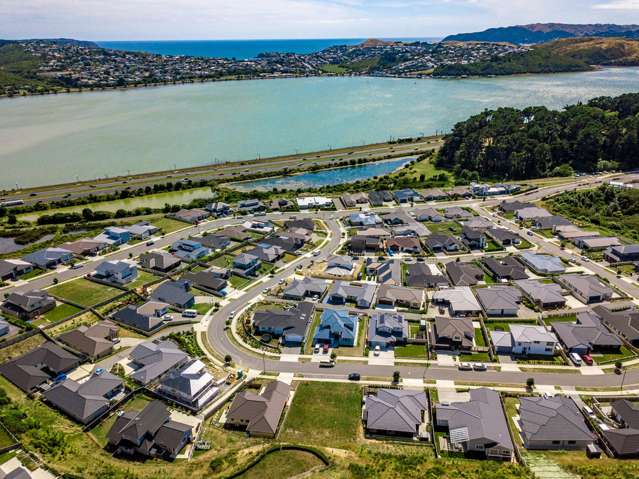 39 Waitaria Terrace Aotea_4