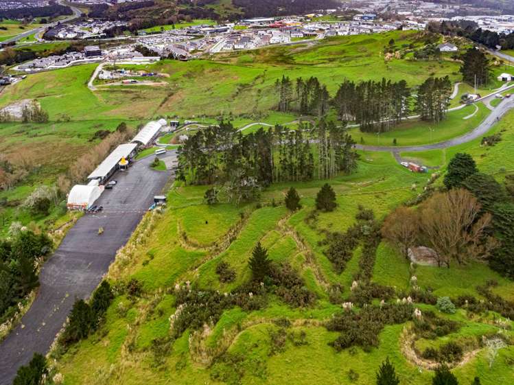 2104 East Coast Road Stillwater_16