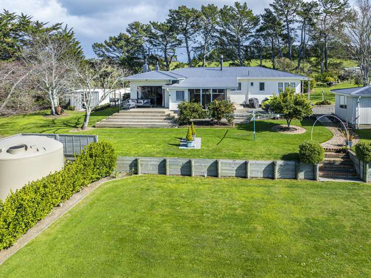 58 Flag Range Road_1