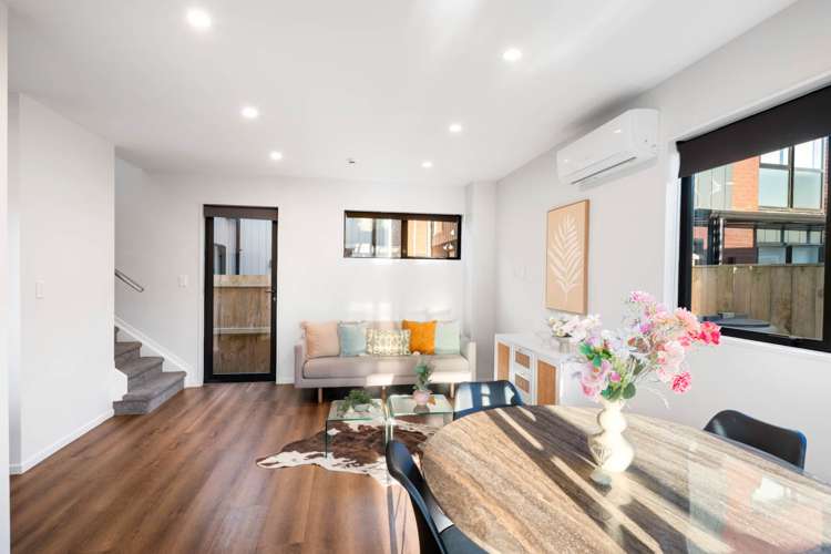 3 Red Maple Lane Hobsonville_7