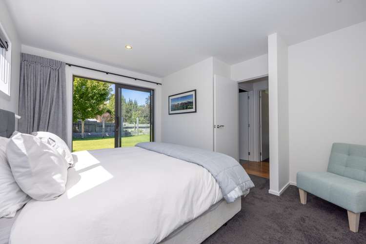 46 Kingston Street Albert Town_16