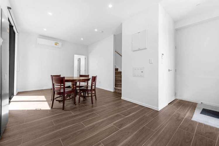 36 Puwha Street Massey_10