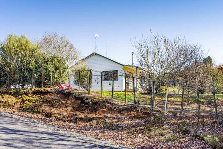 2445 Tarata Road Tarata_15