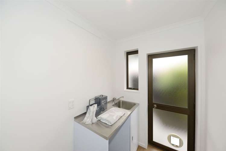 29 Anglesea Avenue Parklands_16