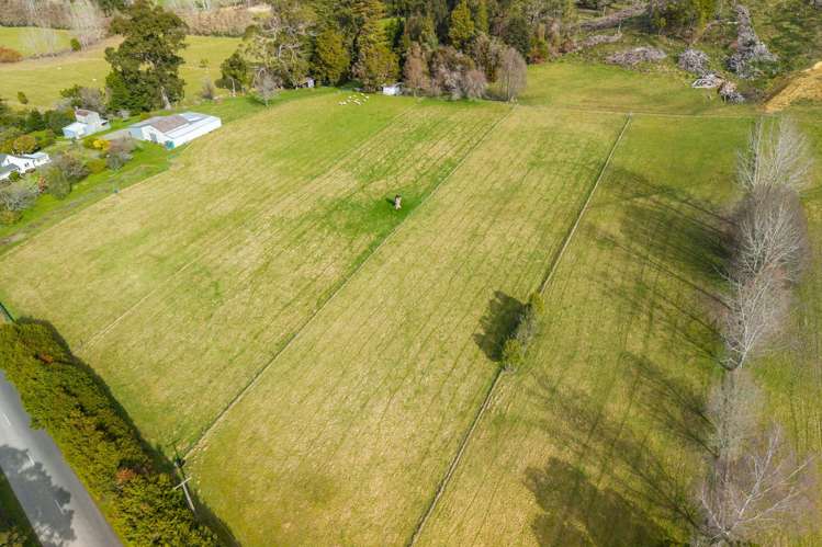 405 Pigeon Valley Road Wakefield_5