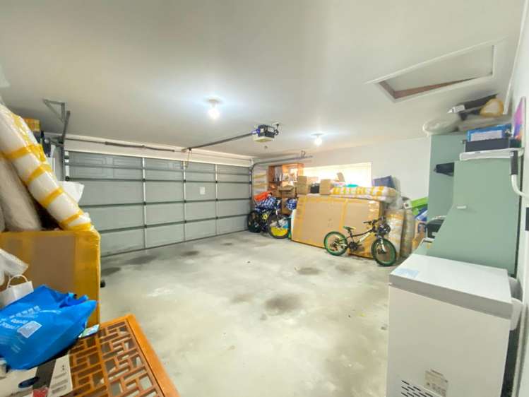 7 Newbliss Crescent East Tamaki Heights_9