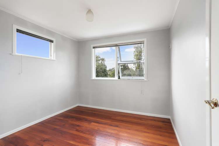 52 Awaroa Road Sunnyvale Waitakere City Houses for Sale One Roof