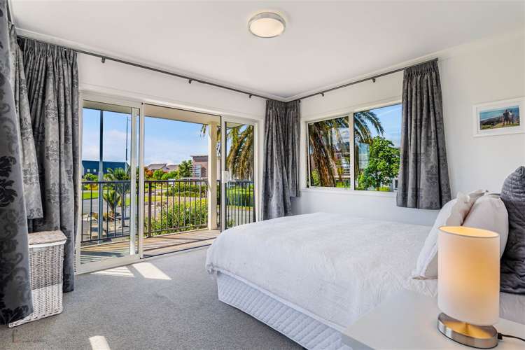 2 Toheroa Street Hobsonville_13