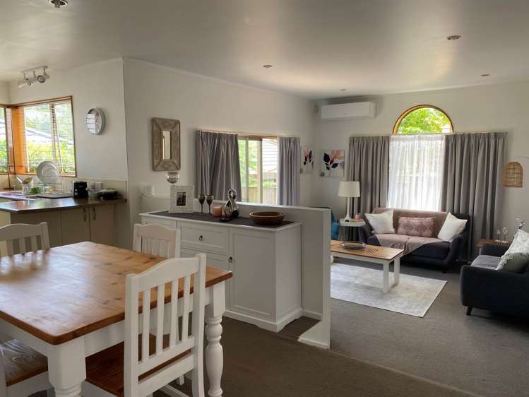 7 Angel Way Stanmore Bay_4