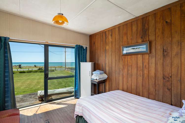 1129 Mataikona Road Mataikona_4