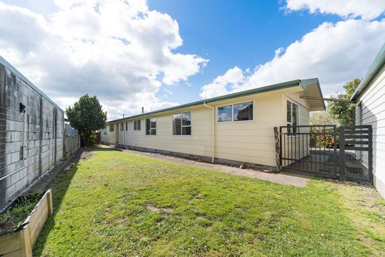 38 Somerset Crescent Highbury_19