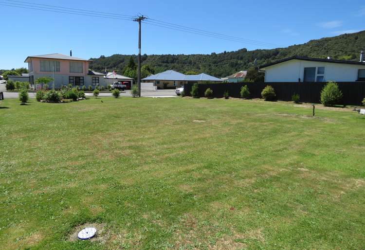 77 Shiel Street Reefton_8