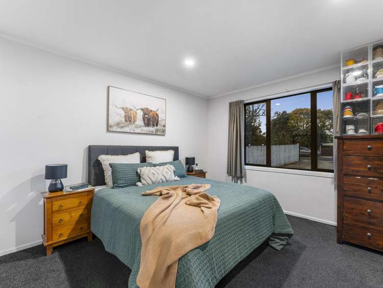 42 Harwood Crescent Otara_12