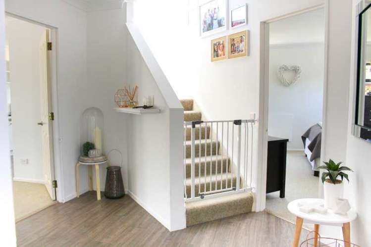 3 Abbey Way Rangatira Park_1