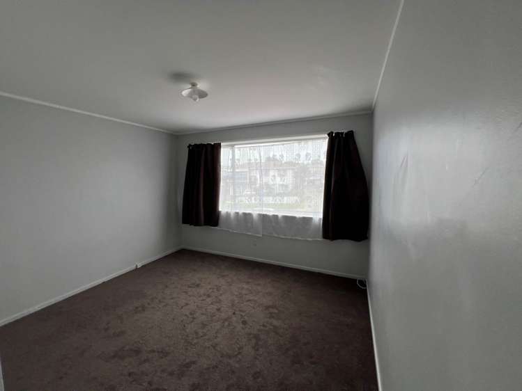 38 Thornlow Street Glendene_8