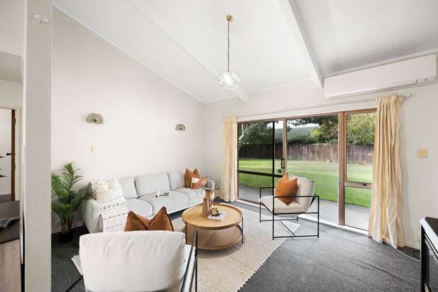 60 Pulham Crescent Queenwood_1