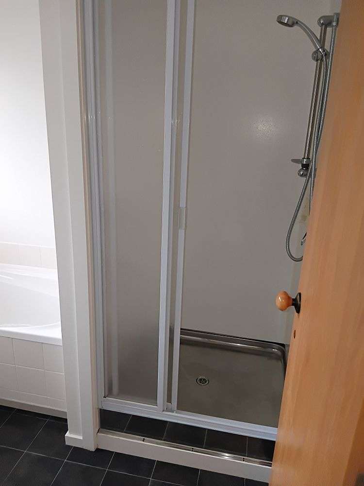 1/21 Kintyre Drive Broomfield_17