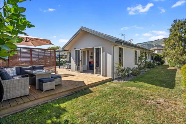 Stylish Home, Sought-After Setting!