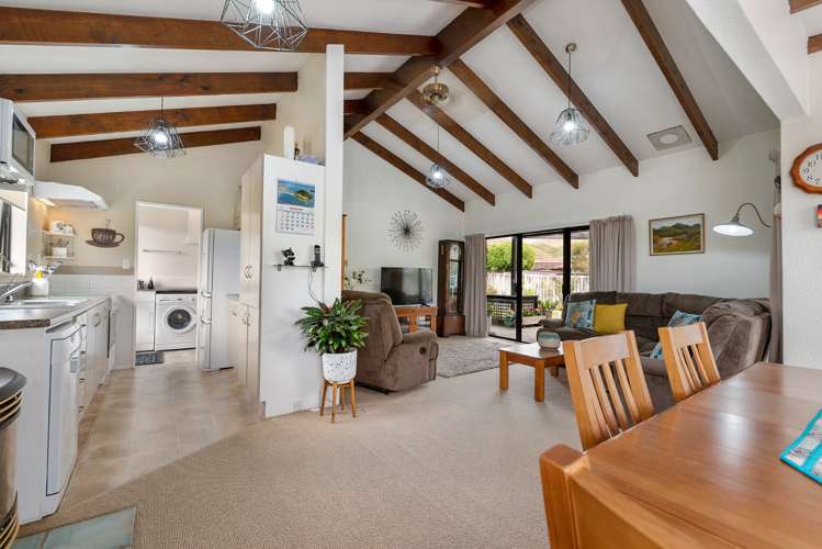 11 Blomfield Street Pukehangi_1