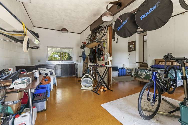 1277 Whangaparaoa Road Gulf Harbour_11