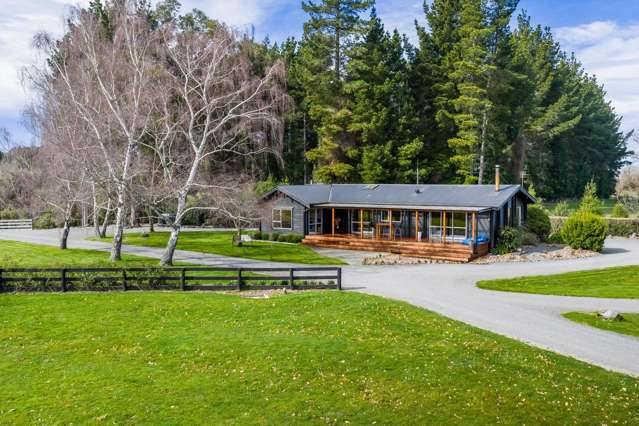 Foothill views, arena lights, absolute privacy!