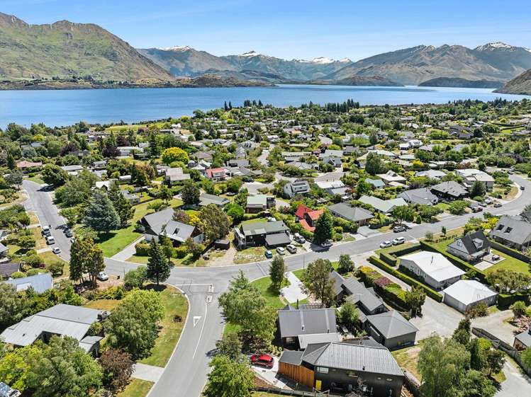 72 Hunter Crescent Wanaka_2