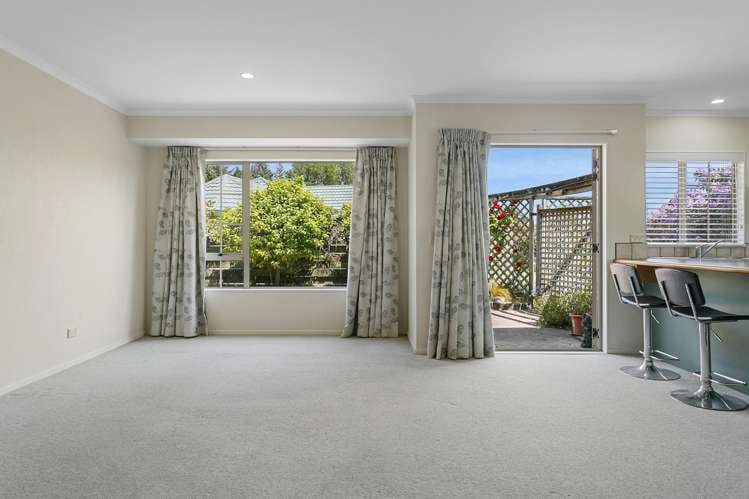 61 Balmoral Drive Hilltop_2