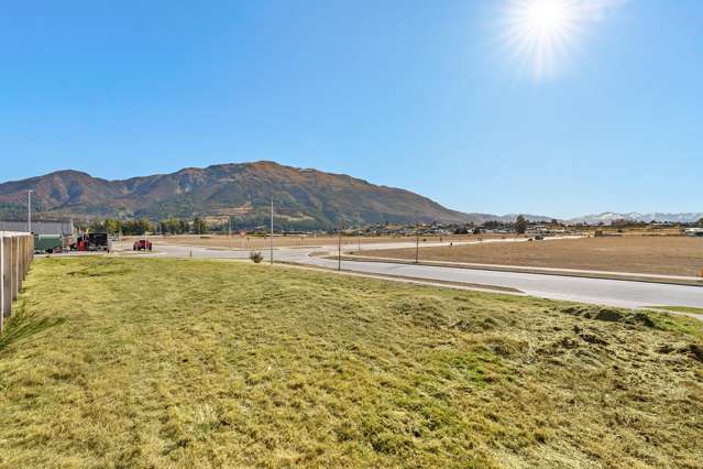 2 Bradshaw Street Lake Hawea_4